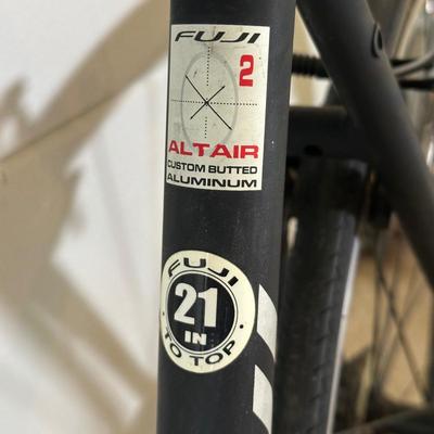 LOT 6G: 21” Fuji Silhouette Bicycle