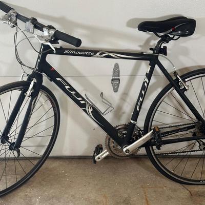LOT 6G: 21” Fuji Silhouette Bicycle