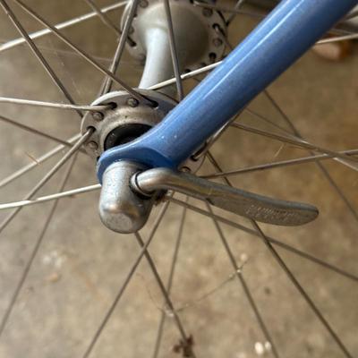 LOT 7G: Trek 1420 Bicycle