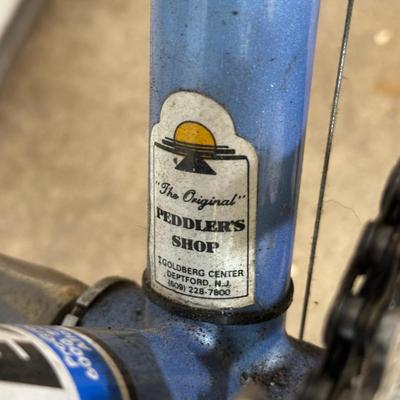 LOT 7G: Trek 1420 Bicycle