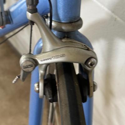 LOT 7G: Trek 1420 Bicycle