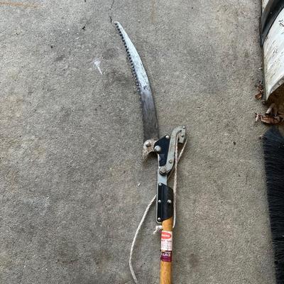 LOT 10G: House/Garden Tools! Shovels, Snow Shovels, Brooms & More