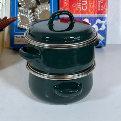 LOT 14D: Kitchen Appliances, Essentials & Decor - Electric Crepe Maker, Bundt Pan & More