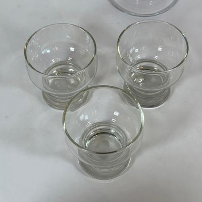 LOT 15D: Beautiful Glass Cups, Bowls, Shakers & More!