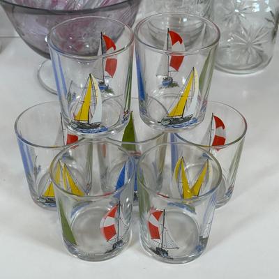 LOT 15D: Beautiful Glass Cups, Bowls, Shakers & More!
