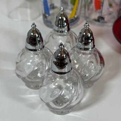 LOT 15D: Beautiful Glass Cups, Bowls, Shakers & More!