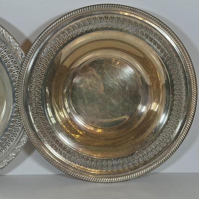 LOT 18D: Stainless Steel/Silver plate Decor, Flatware & More