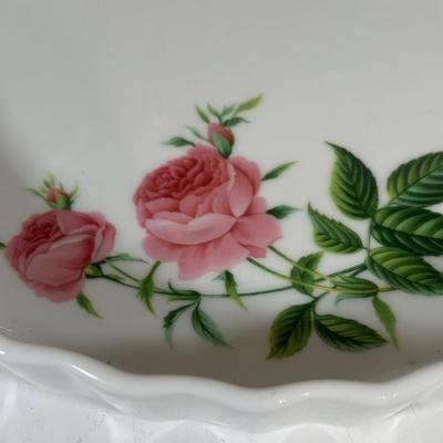 LOT 19D: Terracotta Apple Baker, Egg Serving Plate & More