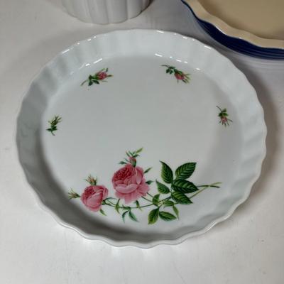 LOT 19D: Terracotta Apple Baker, Egg Serving Plate & More