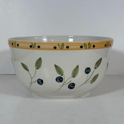 LOT 19D: Terracotta Apple Baker, Egg Serving Plate & More