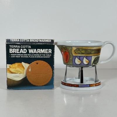 LOT 21D: The Salton Hot Party Server In Box, Salton Hot Tray & More