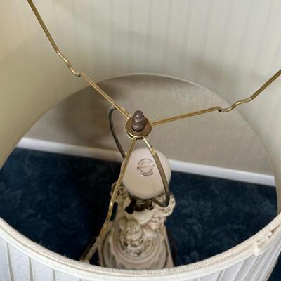 LOT 24D: Vintage The 3 Graces Table Lamp