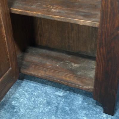 LOT 27L: Vintage Wooden Cabinet