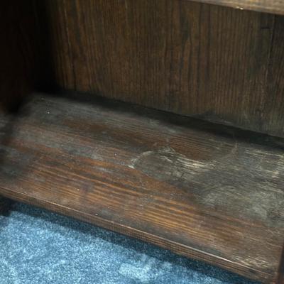 LOT 27L: Vintage Wooden Cabinet