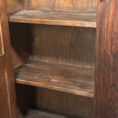 LOT 27L: Vintage Wooden Cabinet