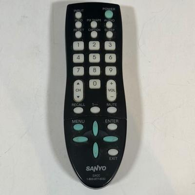 LOT 29D: Sanyo TV Model DP19648