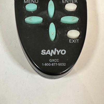 LOT 29D: Sanyo TV Model DP19648
