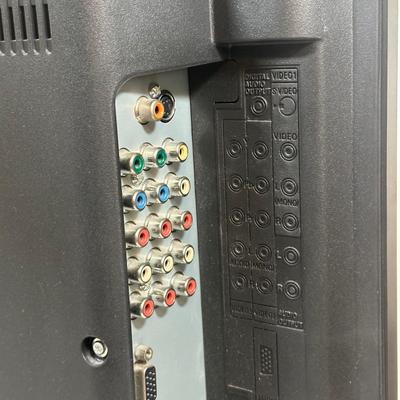 LOT 29D: Sanyo TV Model DP19648