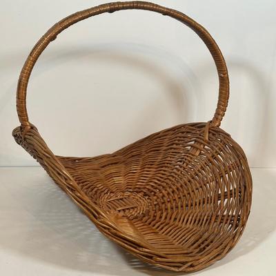 LOT 31L: Collection Of Decorative Baskets