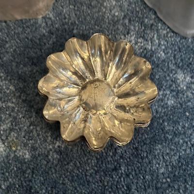 LOT 33L: Vintage Jello Molds & More