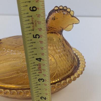Vintage Indiana Glass Amber Nesting Hen