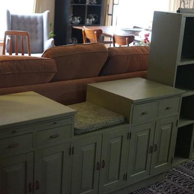 USEFUL CHARMING WALL UNIT FOR ENTRYWAY, ENCLOSED PORCH, OR DEN