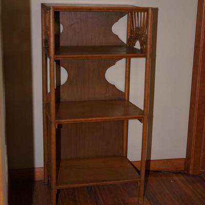 EARLY 20TH CENTURY OAK STICK AND BALL DESIGN FOUR SHELF STAND