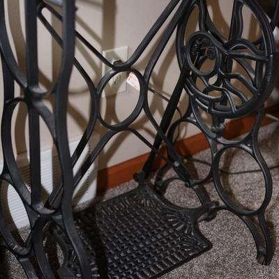 ANTIQUE CAST IRON TREADLE SEWING MACHINE BASE WITH A NATURAL WOOD TOP