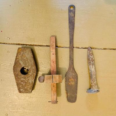 LOT 531: Rustic Collection of Vintage/Antique Tools, Pans, Grill, and More