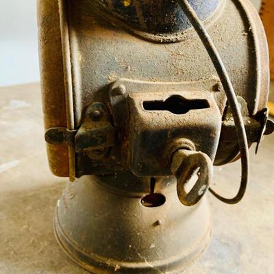 LOT 534: Vintage Rayo Driving Lamp.