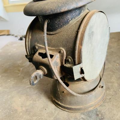 LOT 534: Vintage Rayo Driving Lamp.