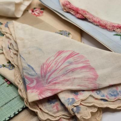 LOT 542: Antique Perfume Bottles, Talc Bottles, Ladies Handkerchiefs, Makeup , Greeting Cards, Face Cream, Face Fan, & Small Bud Vase