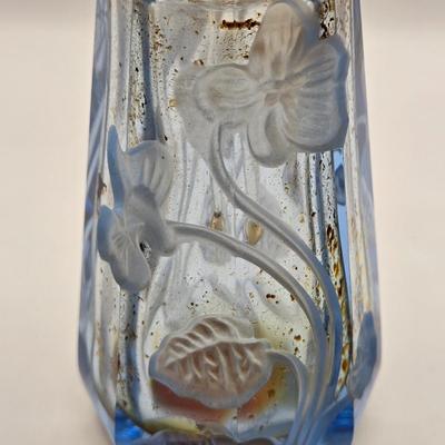 LOT 543: Antique Crystal Perfume Bottles