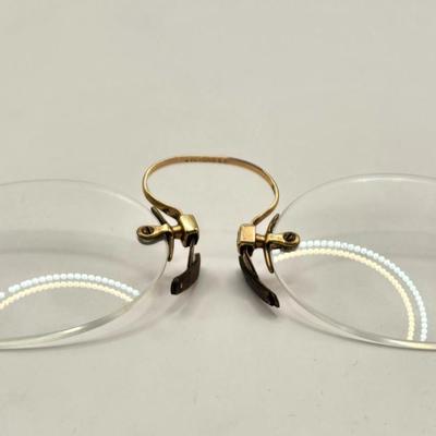 LOT 545: Antique Rimless Eyeglasses, Pince-Nez, & Cases