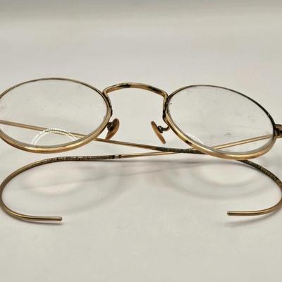 LOT 545: Antique Rimless Eyeglasses, Pince-Nez, & Cases