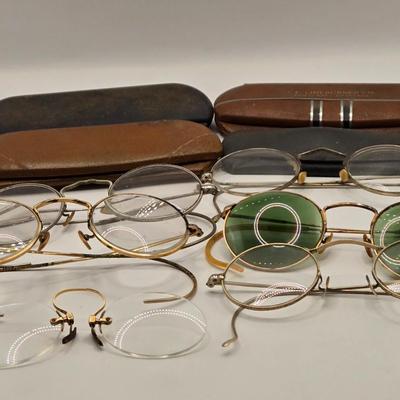 LOT 545: Antique Rimless Eyeglasses, Pince-Nez, & Cases