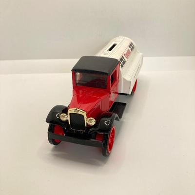 LOT 557: Coastal Ertl Die Cast Coin Bank, Citgo Patches and Vintage Classic Car Collection Models