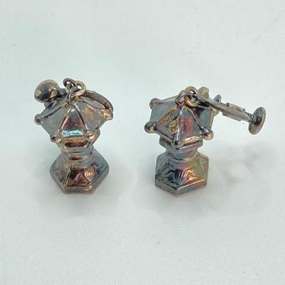 LOT 559: Vintage Sterling Silver Screw Back Earring Collection