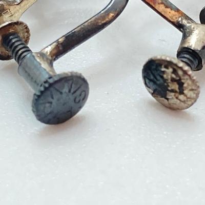 LOT 559: Vintage Sterling Silver Screw Back Earring Collection