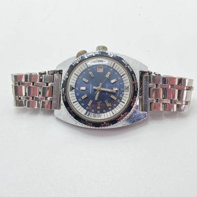 LOT 566: Kingshark Dive Watch and Breitling Style Watch