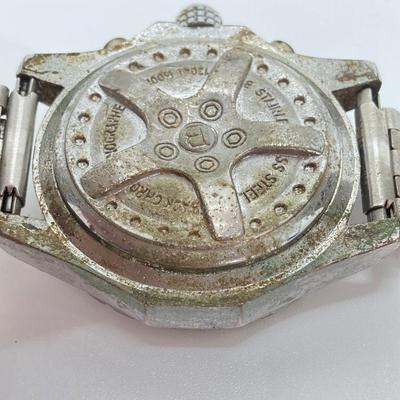 LOT 566: Kingshark Dive Watch and Breitling Style Watch
