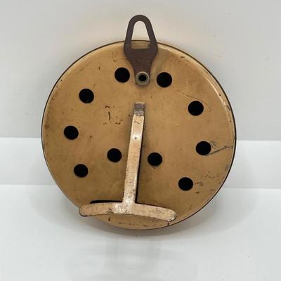 LOT 568: Vintage Collection - Engineer's Compass in Original Box, Pocketscope and Portable Made in USA Metal Fahrenheit Thermometer
