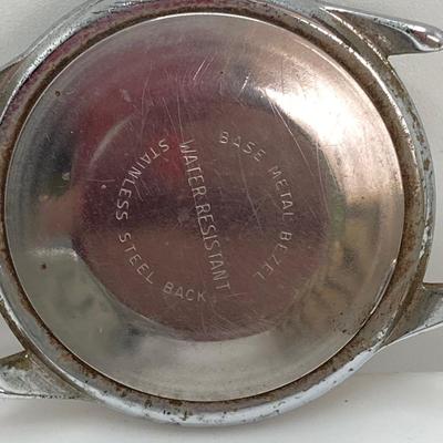 LOT 569: Vintage Timex Watch Collection