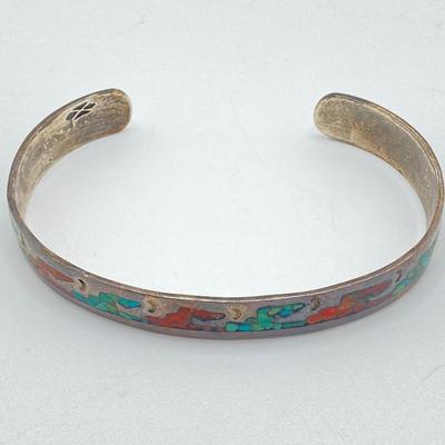LOT 573: Artisan Crafted Unmarked Silver Jewelry