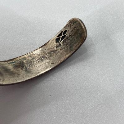 LOT 573: Artisan Crafted Unmarked Silver Jewelry