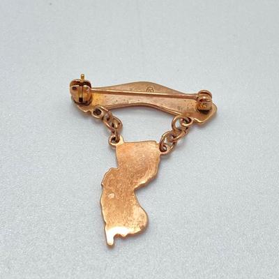 LOT 577: Gold PTA Life Member Pin - 10KT, TW 2.56g