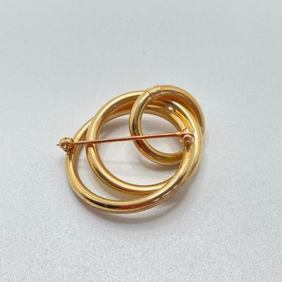 LOT 578: Gold Two Tone Brushed and Shiny Brooch / Pin - 14KT, TW 5.42g