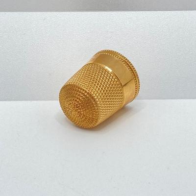 LOT 579: 14KT Gold Thimble - TW 4.79g