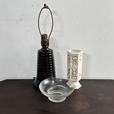LOT 584: Vintage MCM Ceramic Lamp (untested), Inarco Embossed Vase & Clear Candy Bowl w/Ribbed Base