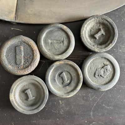LOT 287: Vintage Scale Weights & Tray